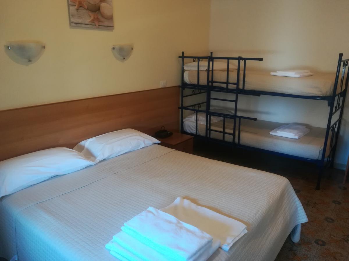 Hotel Valente Ортона Екстер'єр фото