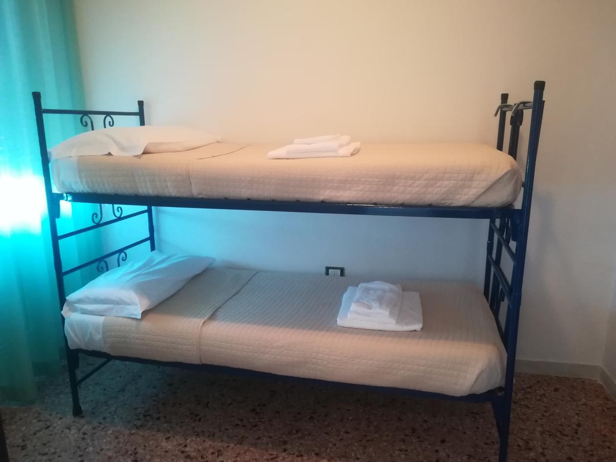 Hotel Valente Ортона Екстер'єр фото