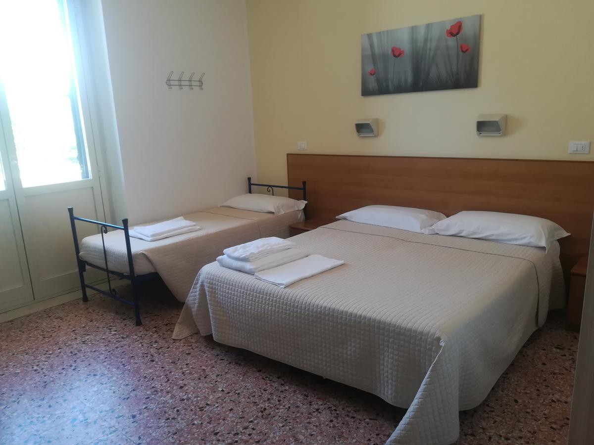 Hotel Valente Ортона Екстер'єр фото
