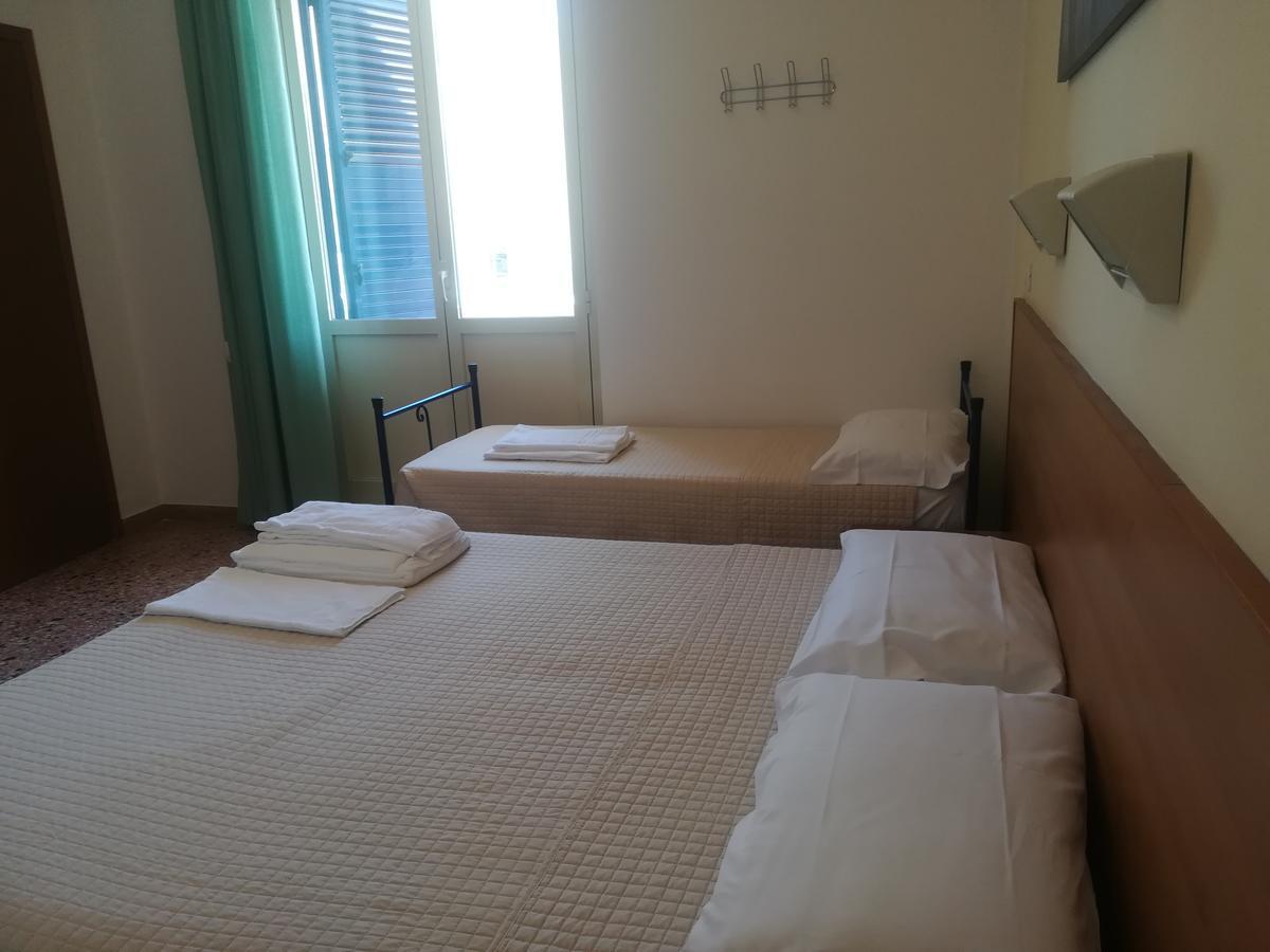 Hotel Valente Ортона Екстер'єр фото